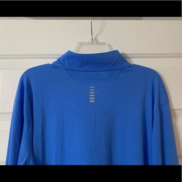 Under Armour HeatGear Quarter Zip - Picture 3 of 7